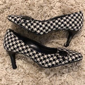 Ann Taylor Loft heels